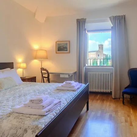 Attico A Pochi Passi Dal Campo Apartment *