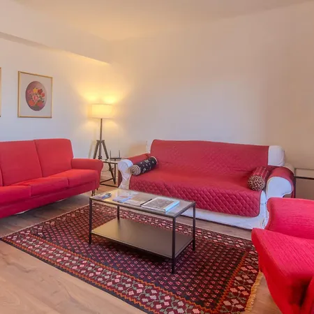 Attico A Pochi Passi Dal Campo Apartment *